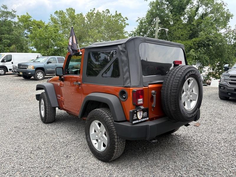 Jeep Wrangler Sport 4WD 2011