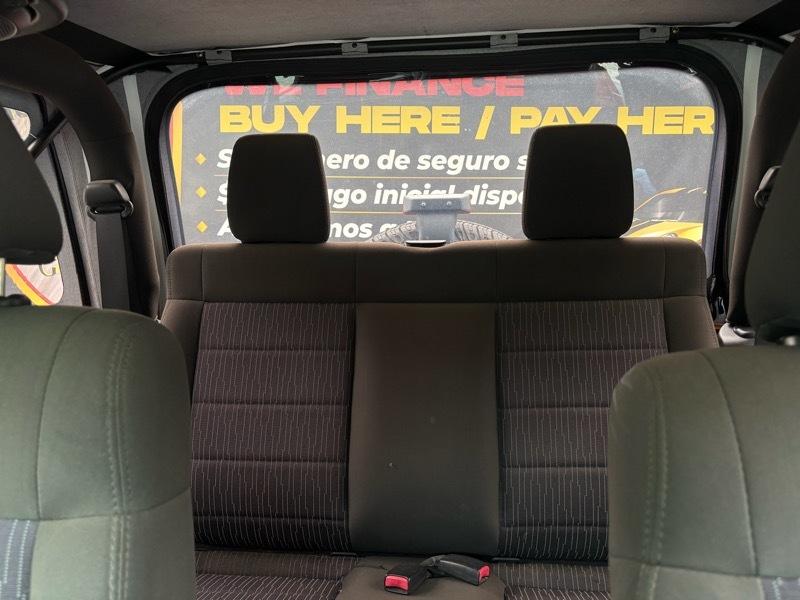 Jeep Wrangler Sport 4WD 2011