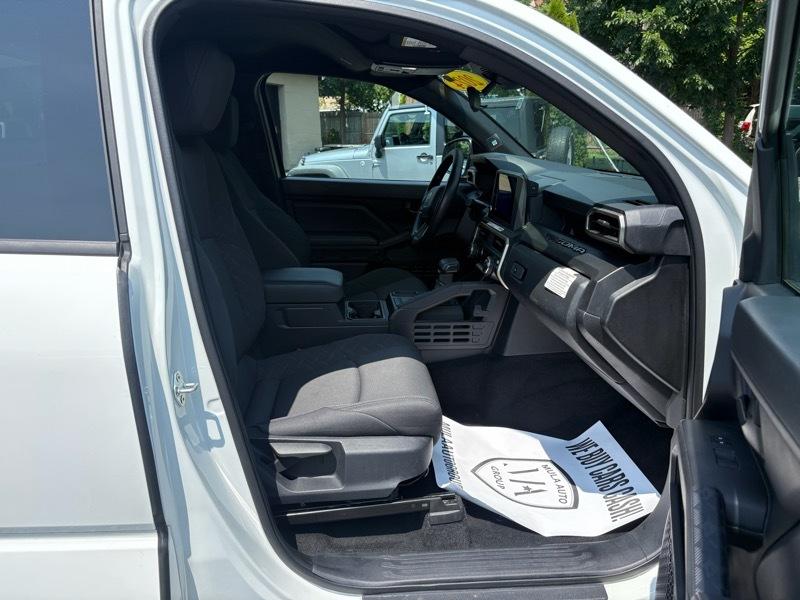 Toyota Tacoma SR5 Xtracab 2WD 2024