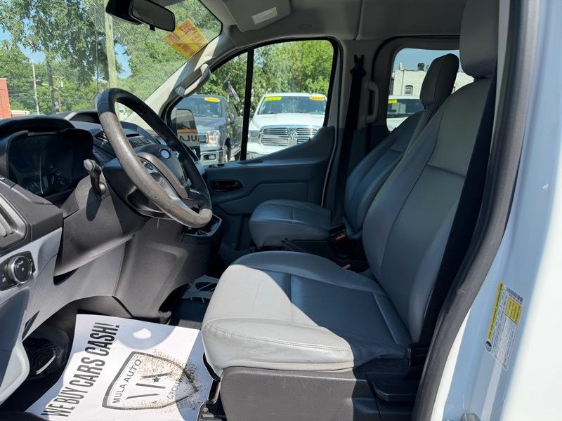 Ford Transit 150 Wagon Low Roof XLT 60/40 Pass. 130-in. WB 2018