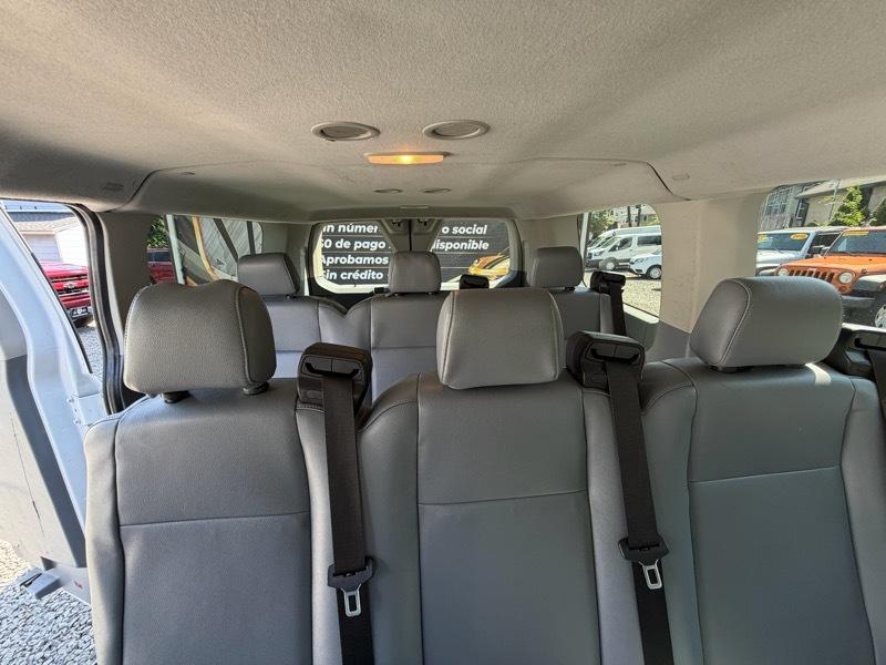 Ford Transit 150 Wagon Low Roof XLT 60/40 Pass. 130-in. WB 2018