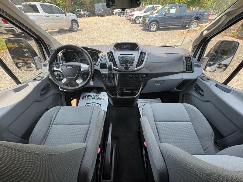 Ford Transit 150 Wagon Low Roof XL w/Sliding Pass. 130-in. WB 2015