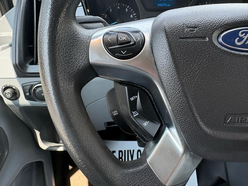 Ford Transit 150 Wagon Low Roof XL w/Sliding Pass. 130-in. WB 2015