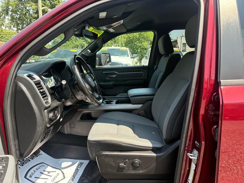 RAM 1500 Big Horn Quad Cab 4WD 2022