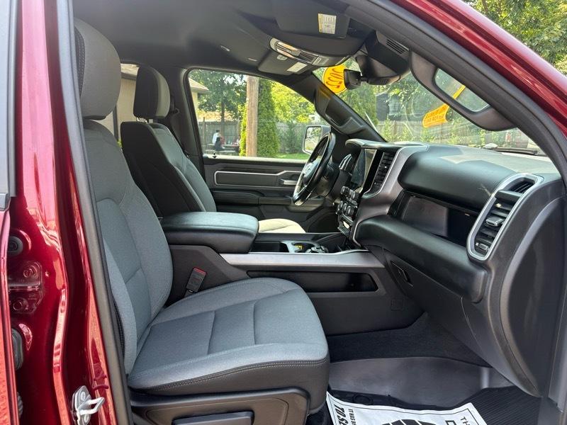 RAM 1500 Big Horn Quad Cab 4WD 2022