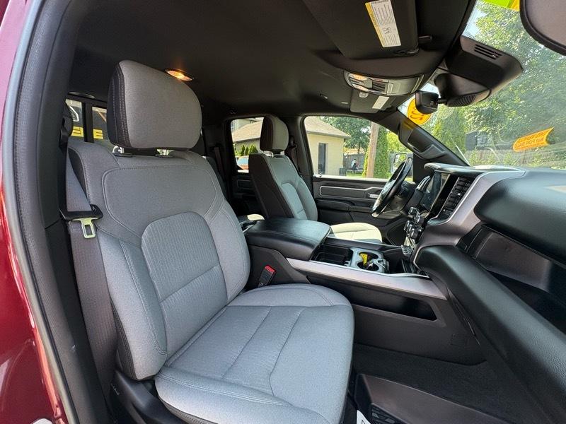 RAM 1500 Big Horn Quad Cab 4WD 2022