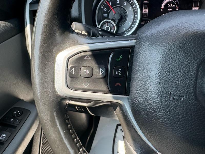 RAM 1500 Big Horn Quad Cab 4WD 2022