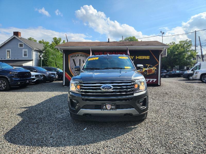 Ford Expedition XLT 4WD 2021