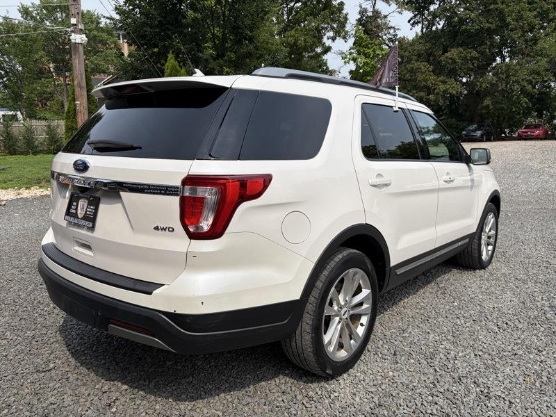 Ford Explorer XLT 4WD 2019
