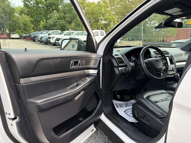 Ford Explorer XLT 4WD 2019