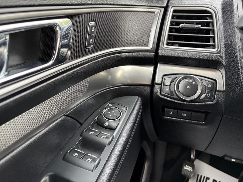Ford Explorer XLT 4WD 2019