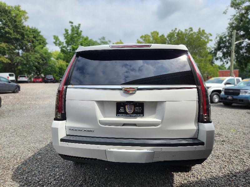 Cadillac Escalade Luxury 4WD 2019
