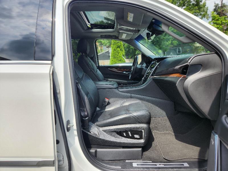 Cadillac Escalade Luxury 4WD 2019