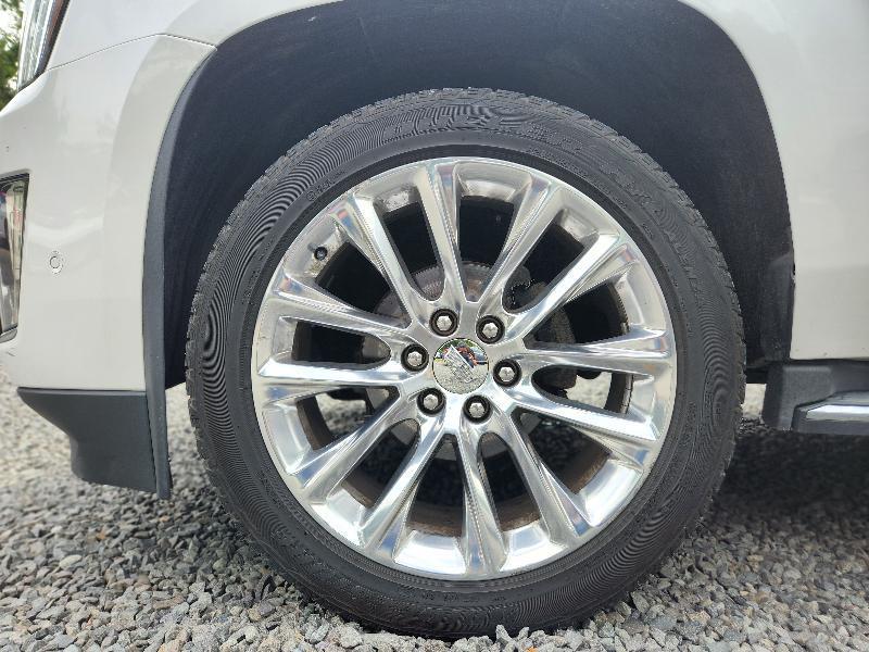 Cadillac Escalade Luxury 4WD 2019