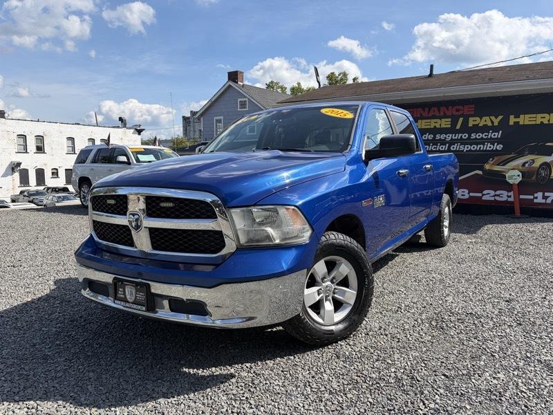 RAM 1500 SLT Crew Cab LWB 4WD 2015