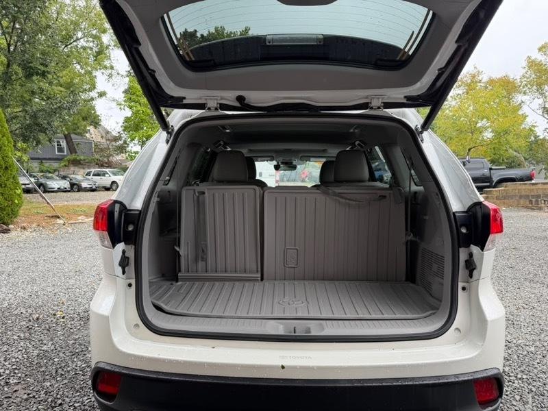 Toyota Highlander XLE AWD V6 2019