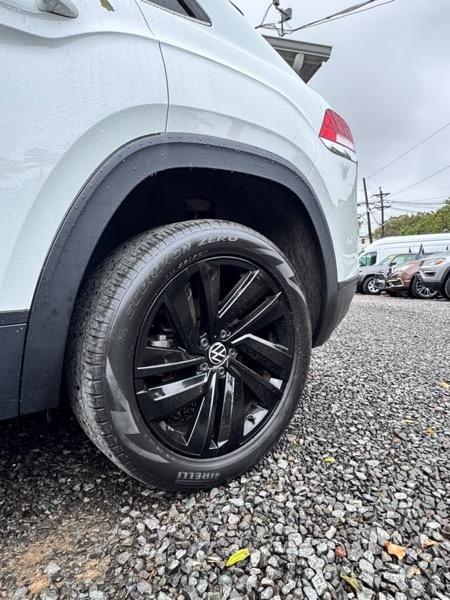 Volkswagen Atlas Cross Sport V6 SE w/Technology 2023