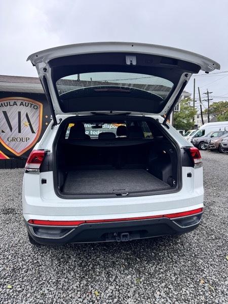 Volkswagen Atlas Cross Sport V6 SE w/Technology 2023