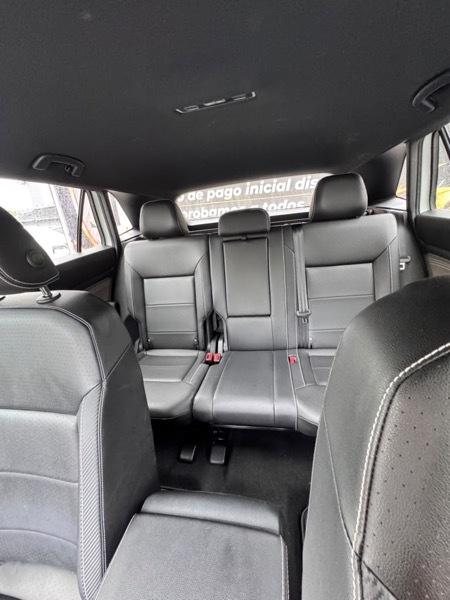 Volkswagen Atlas Cross Sport V6 SE w/Technology 2023