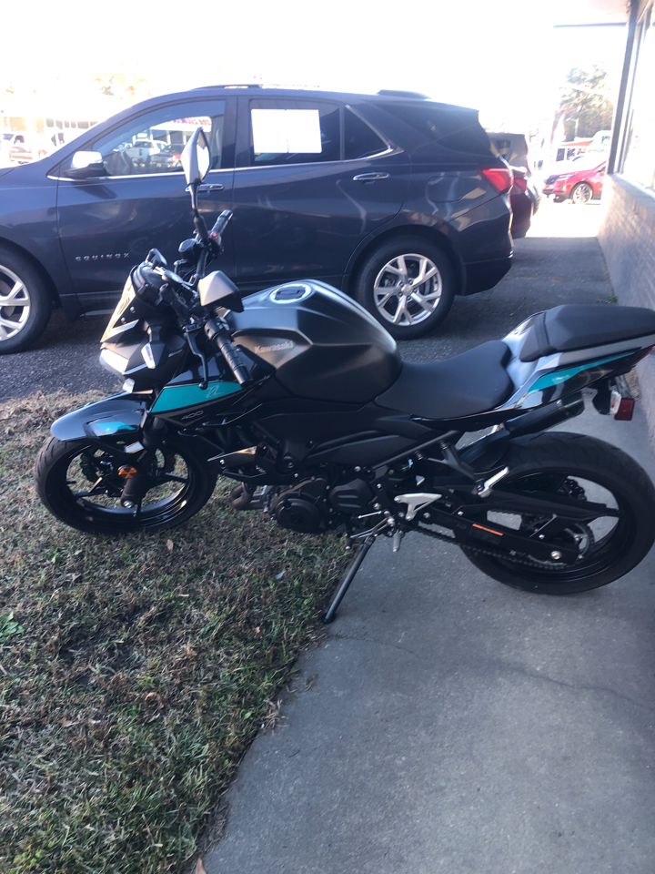 Kawasaki Z400 ABS  2023