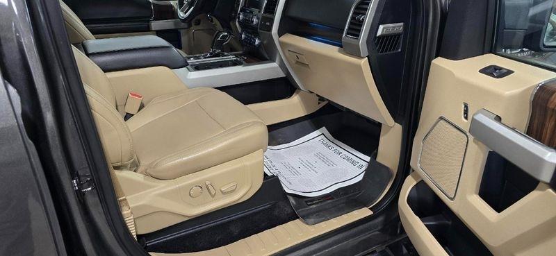 Ford F-150 Lariat SuperCrew 5.5-ft. Bed 4WD 2017