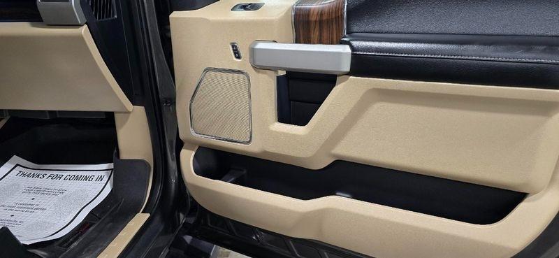 Ford F-150 Lariat SuperCrew 5.5-ft. Bed 4WD 2017