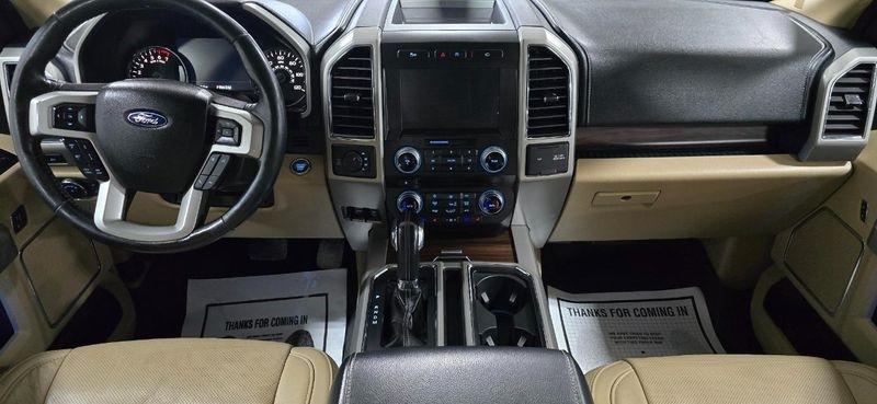 Ford F-150 Lariat SuperCrew 5.5-ft. Bed 4WD 2017