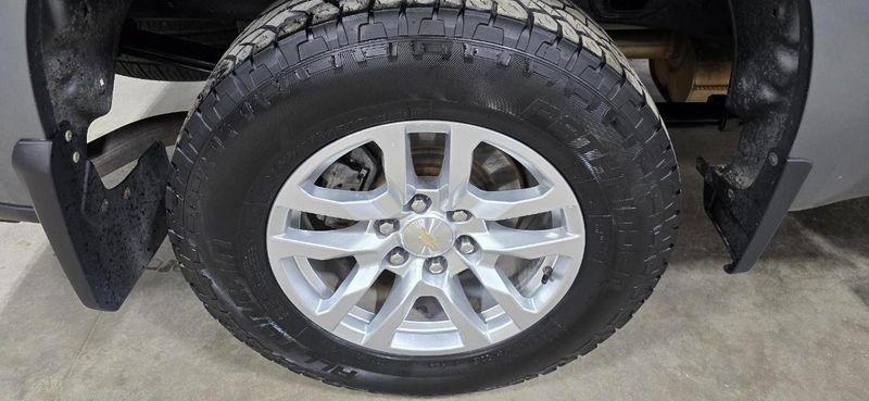 Chevrolet Silverado 1500 LT Crew Cab 4WD 2019