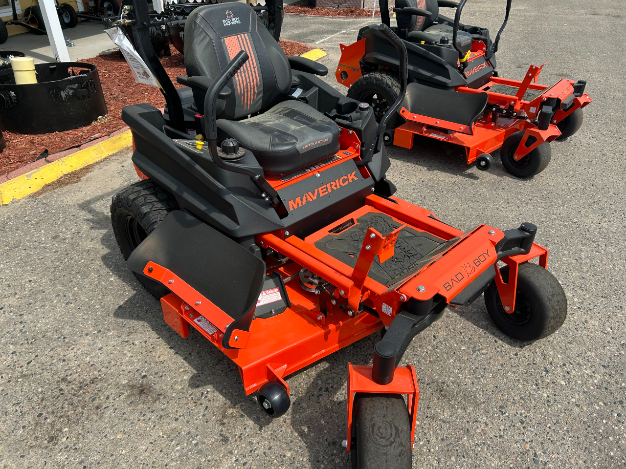 Bad Boy Mowers Maverick 54in Kawasaki FS730 24HP  2025