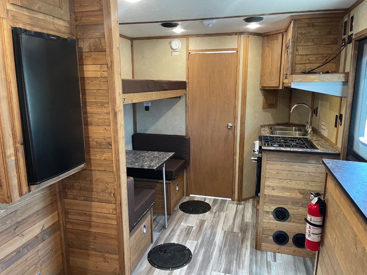 Ice Castle 8x17 Itasca Vacation Series  2026