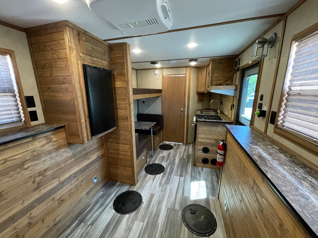 Ice Castle 8x17 Itasca Vacation Series  2026