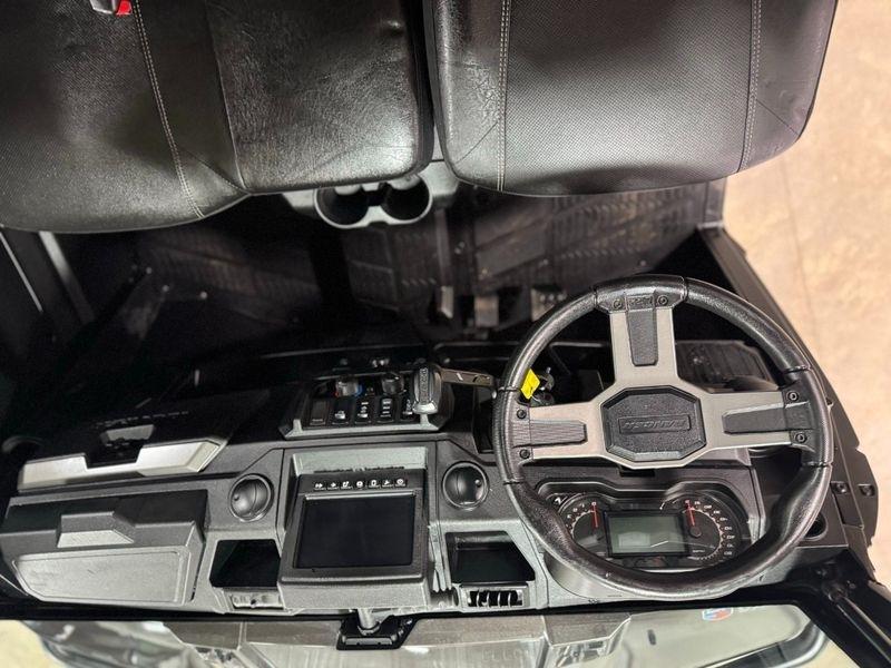 Polaris Ranger XP 1000 Northstar Ultimate Ride Command EPS  2024