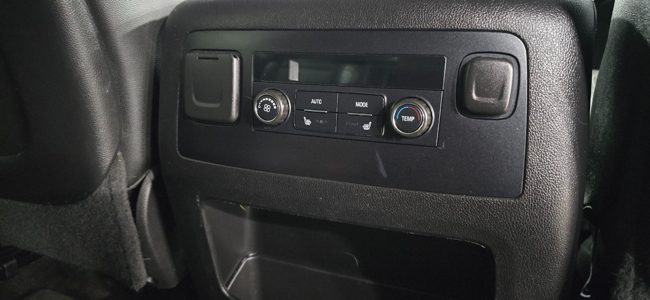 Chevrolet Suburban LTZ 1500 4WD 2015