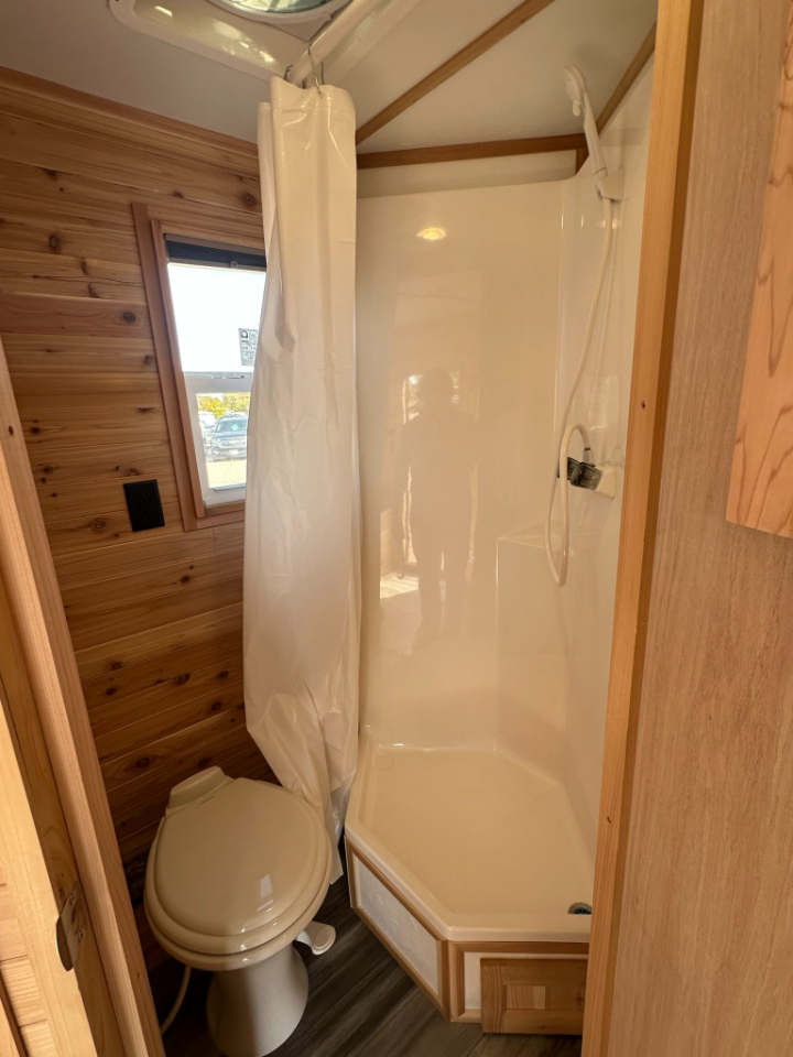 Ice Castle 8x21 Itasca ZR-21  2026