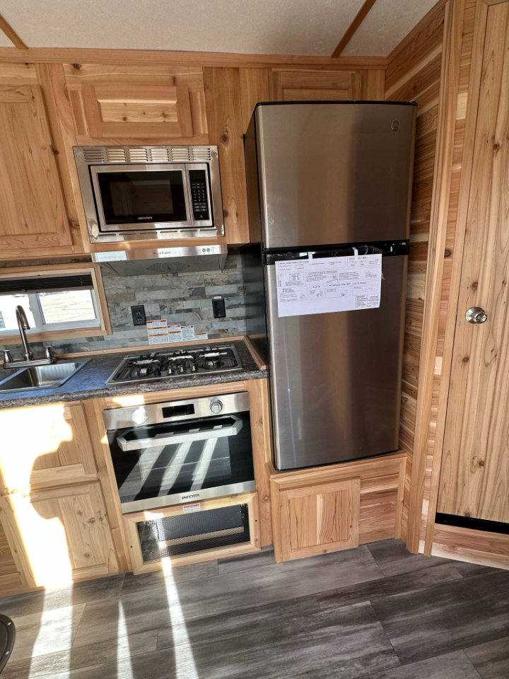 Ice Castle 8x21 Itasca ZR-21  2026