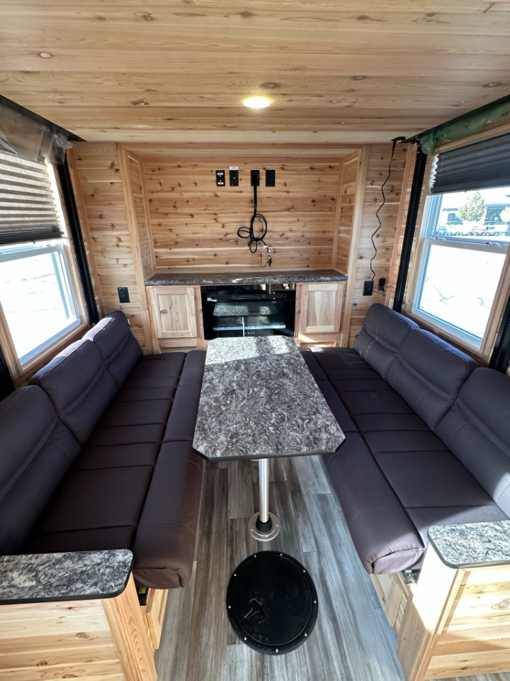 Ice Castle 8x21 Itasca ZR-21  2026