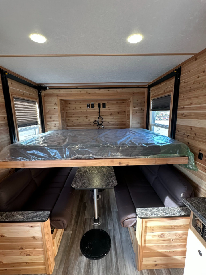 Ice Castle 8x21 Itasca ZR-21  2026