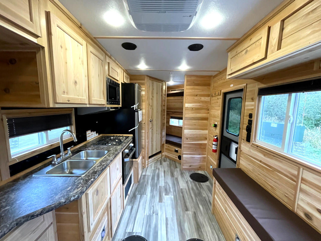 Ice Castle 8x18 Itasca ZR-18  2026