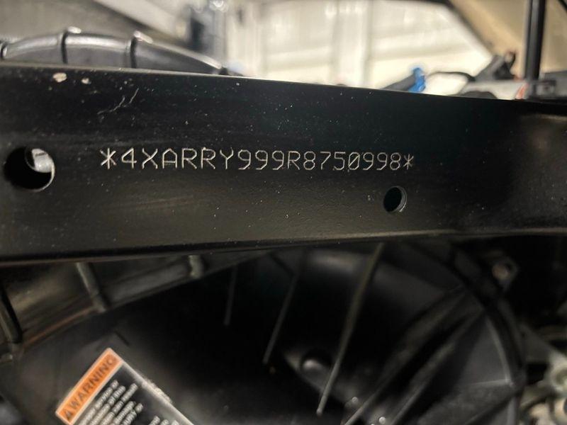 Polaris Ranger XP 1000 Northstar Ultimate Ride Command EPS  2024