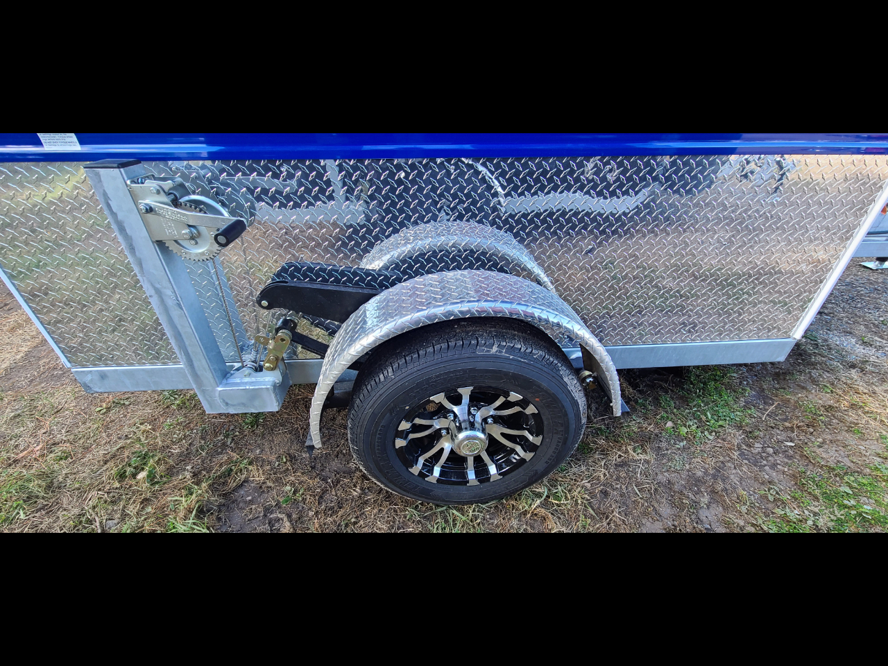 Ice Castle 6.5x10 Grampa’s Hideout  2026