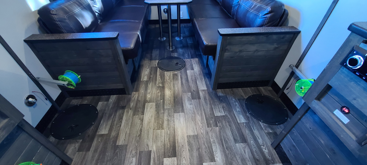 Ice Castle 8x28 Black Knight  2019 Ice Castle 8x28 Black Knight  2019