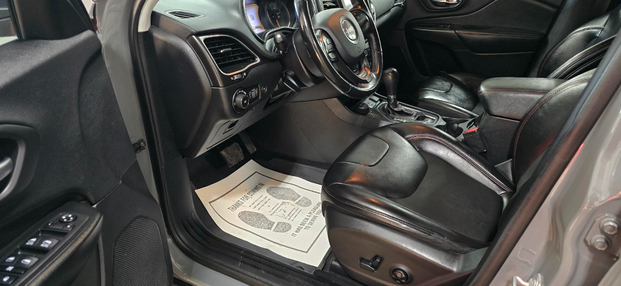 Jeep Cherokee Trailhawk 4WD 2019