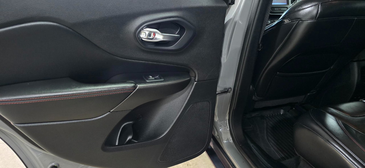 Jeep Cherokee Trailhawk 4WD 2019