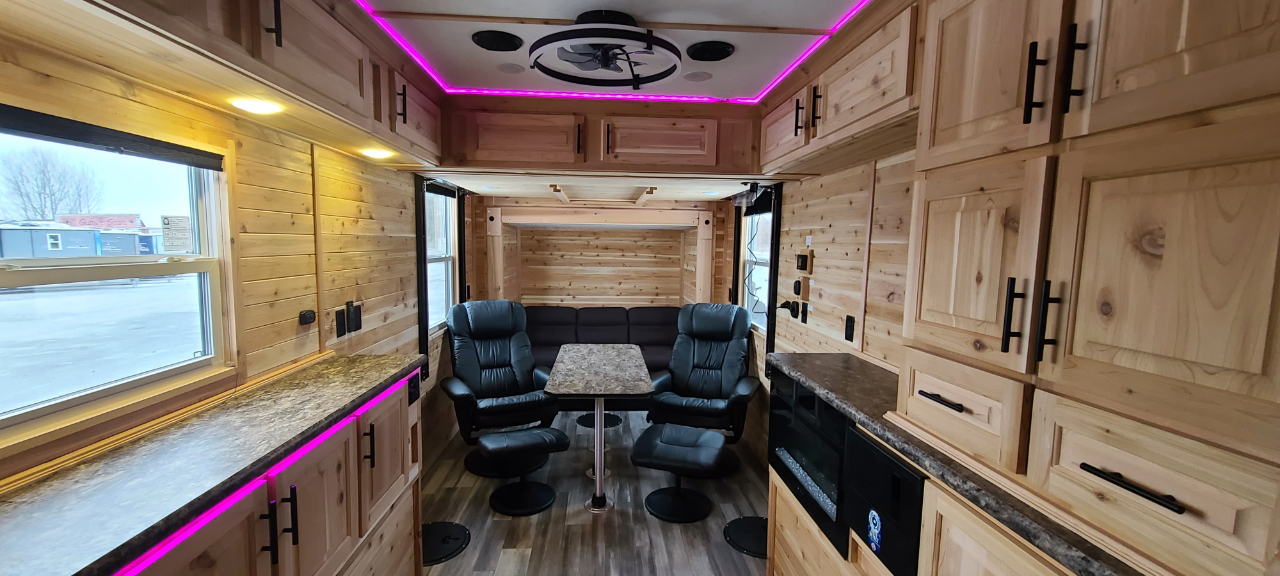 Ice Castle 8x26V Bear Cave  2026