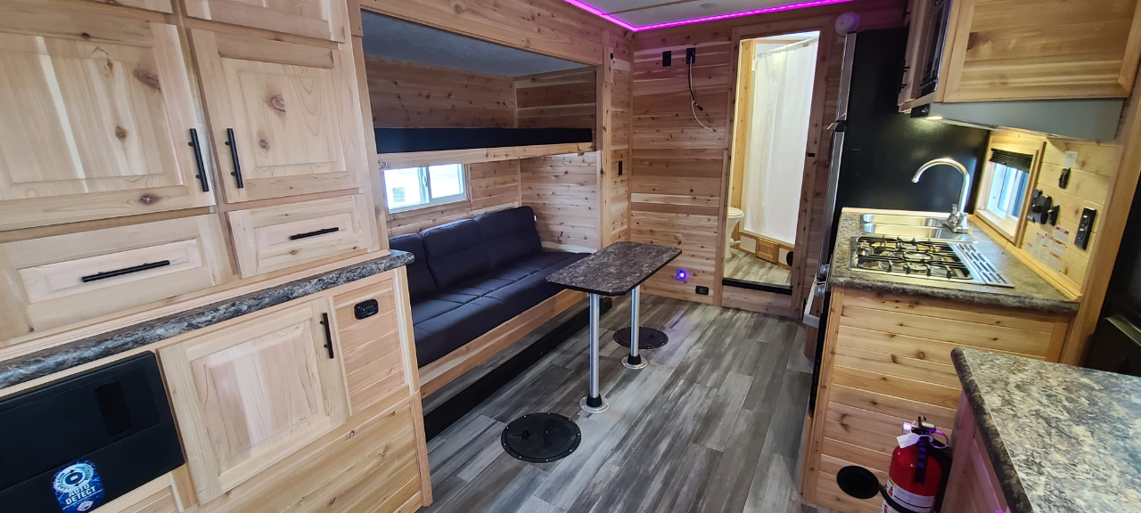 Ice Castle 8x26V Bear Cave  2026