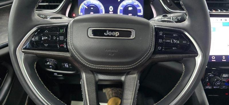 Jeep Grand Cherokee Overland 4WD 2023