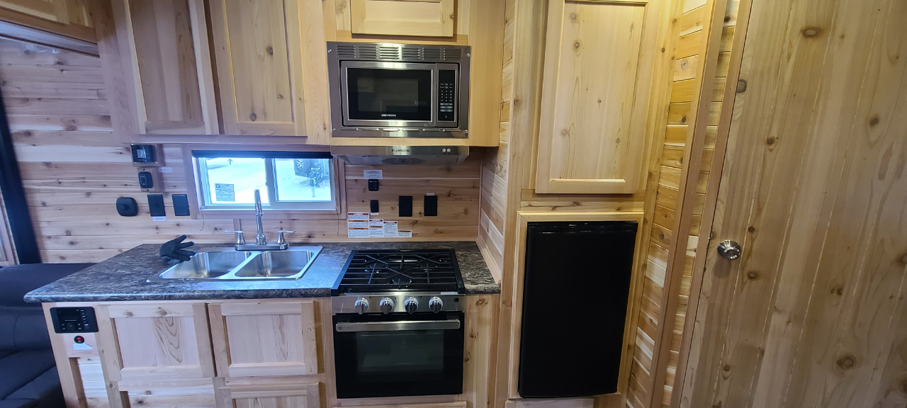 Ice Castle 8x17 Itasca ZR-17  2026