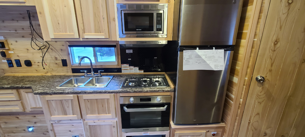 Ice Castle 8x18 Itasca ZR-18  2026