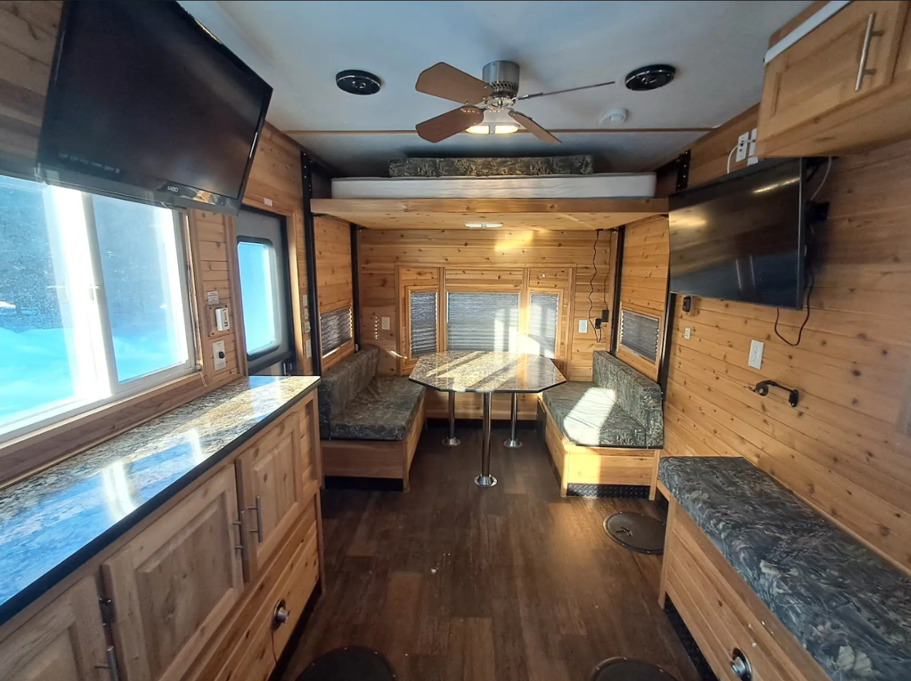 Ice Castle 8x21 RV Extreme III  2019