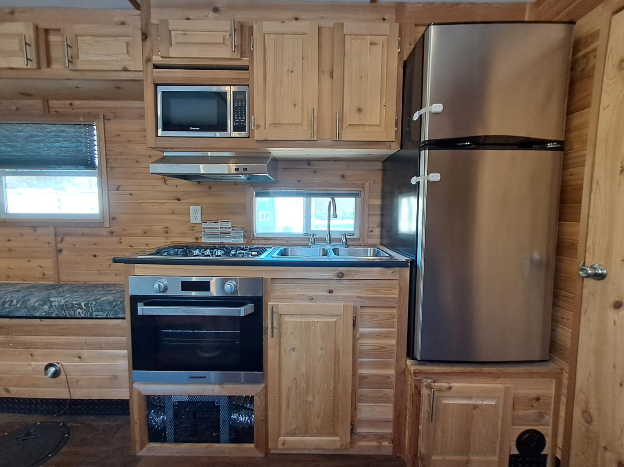 Ice Castle 8x21 RV Extreme III  2019